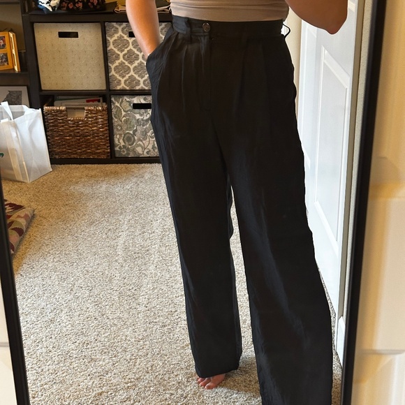 MY FAVORITE black linen trousers (Carrie Pant) - Picture 1 of 6